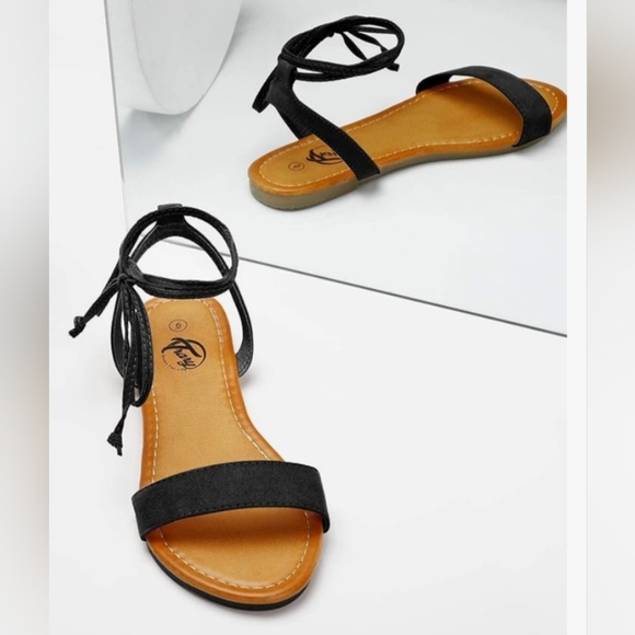 Trary Black Lace Up Flats Size 7 - Picture 3 of 5